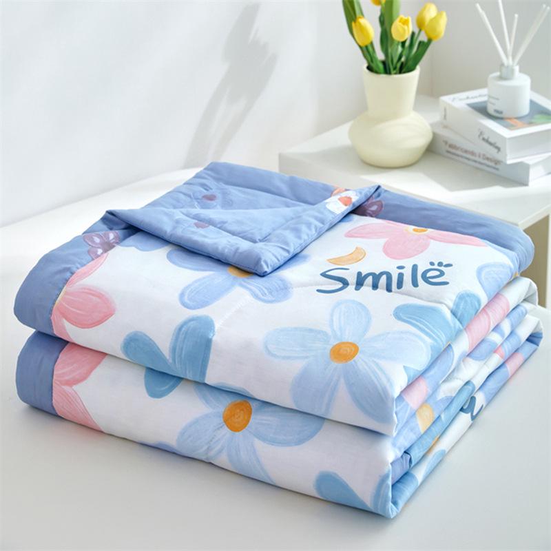 Summer Cool Cotton Quilt: Lightweight, Printed, for Double or Single Bedding