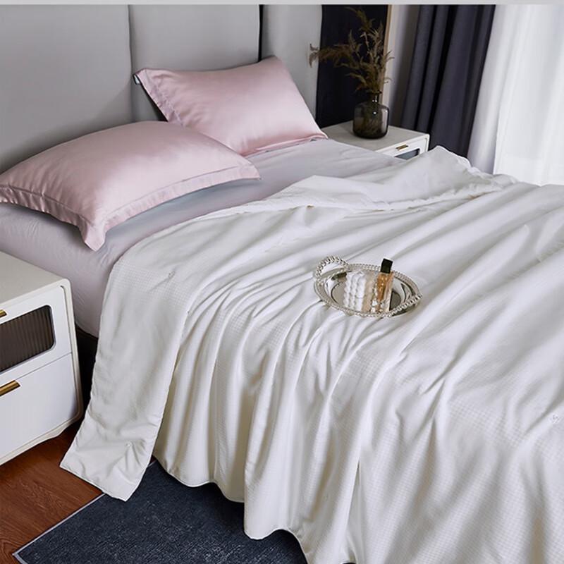 Hongdou Tussah Silk Quilt