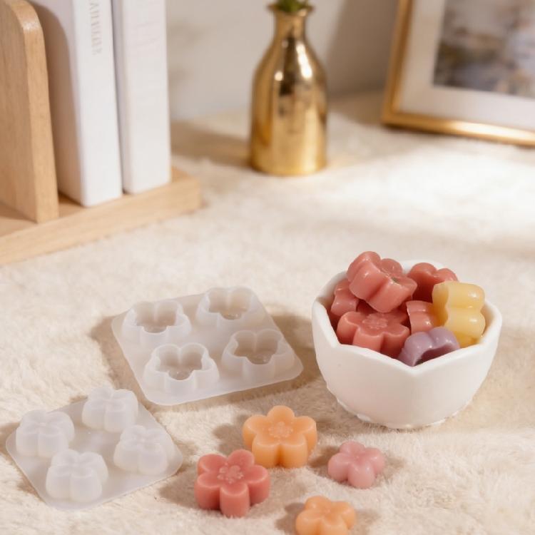 4 Cavities Floral Silicone Candle Molds Easy Demolding Silicone Baking Mould for Candle Soap Chocolate and Resin Casting