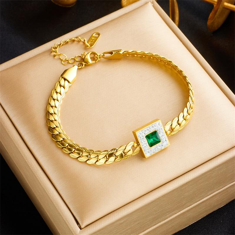 Ladies Zircon Two Layer Pendant Necklace and Bracelet Jewelry Set