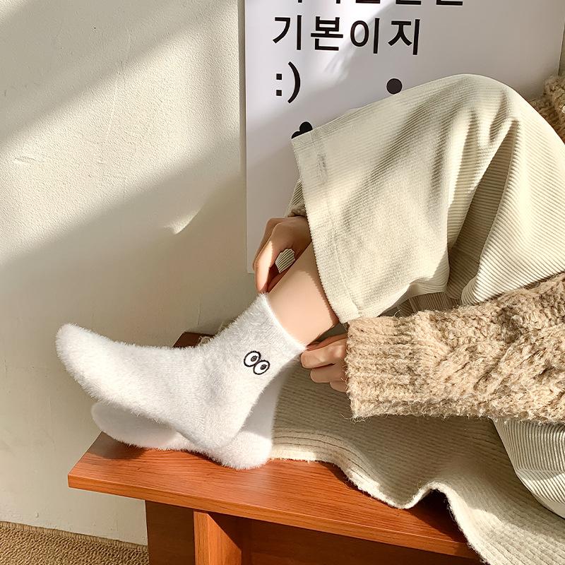 1pcs Funny Expressions Socks for Women Winter Thick White Mid-tube Mink Velvet Socks Sweet and Cute Home Socks Warm Sleeping Socks