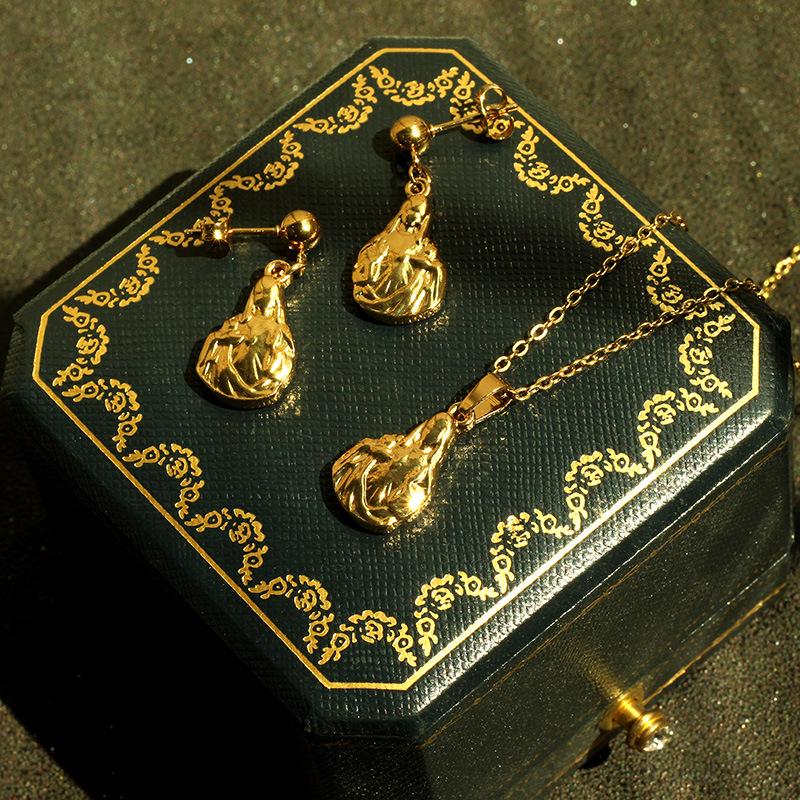 Luxury 14k Gold Jewelry Set: Necklace, Earrings, Non-Fading Clavicle Chain