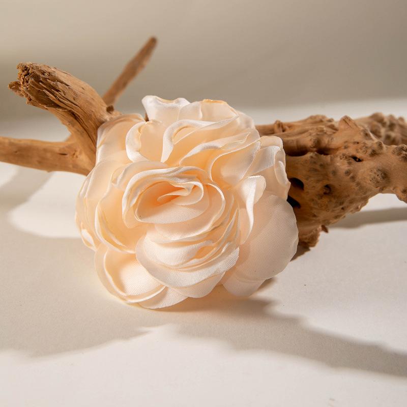 Colored Camellia Rose Fabric Broken Hair Duck Bill Clip Korean Flower Bangs Clip Photo Hair Accessories Woman