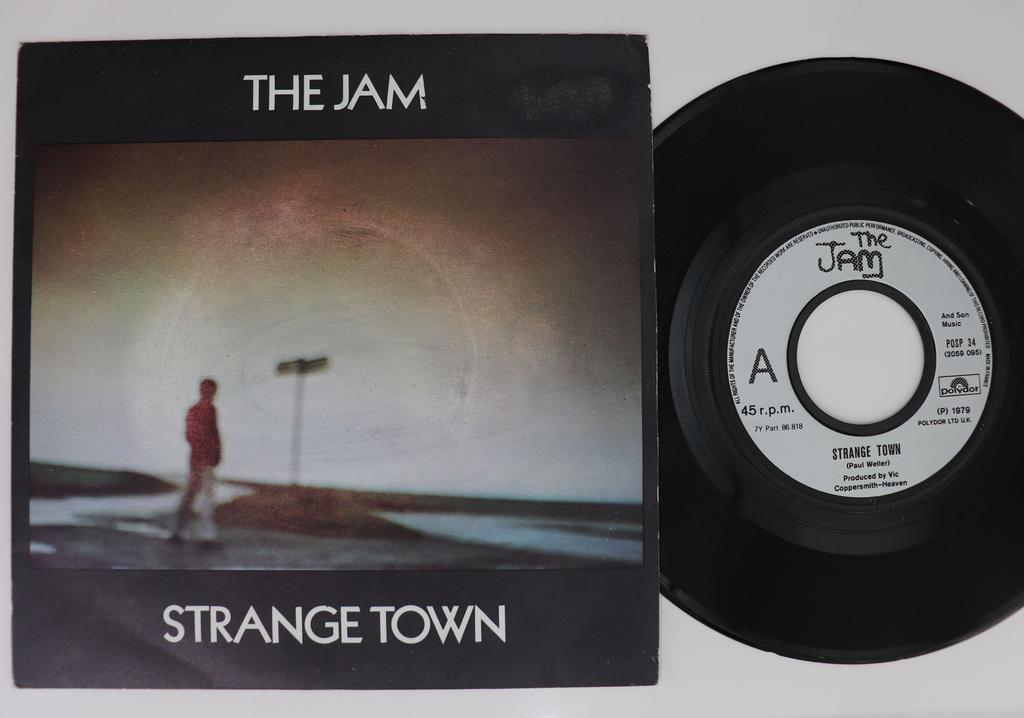 7palcová deska JAM - Strange Town / Butterfly Collector POSP34 POLYDOR 1983 UK Rock Použitá