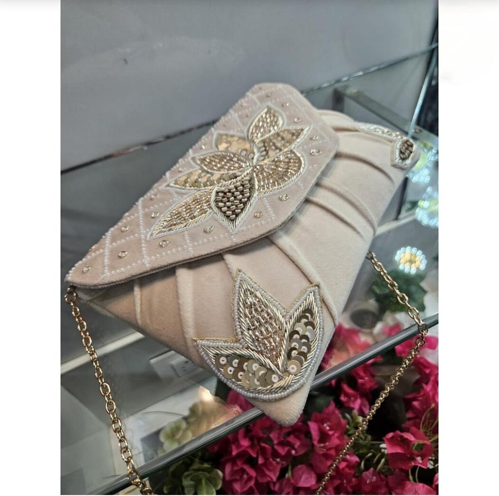 Embroidered Clutch Purse for Women Designer Handbag Partywear Wedding Gift Bag Crossbody Sling Bridesmaid Gift for Her Mom Wife Girlfriend