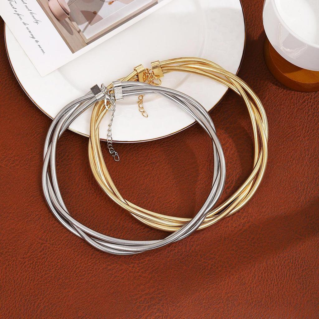 European-American Multi-layer Snake Bone Detachable Choker: High-End Heavy Metal Style Statement Necklace
