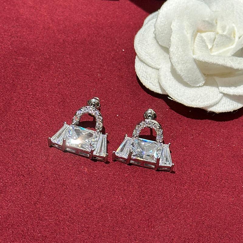 

Silver Needle Diamond Bag Fashion Simple Pendant Earrings Niche Exquisite Versatile Earrings Light Luxury Premium Earrings Women