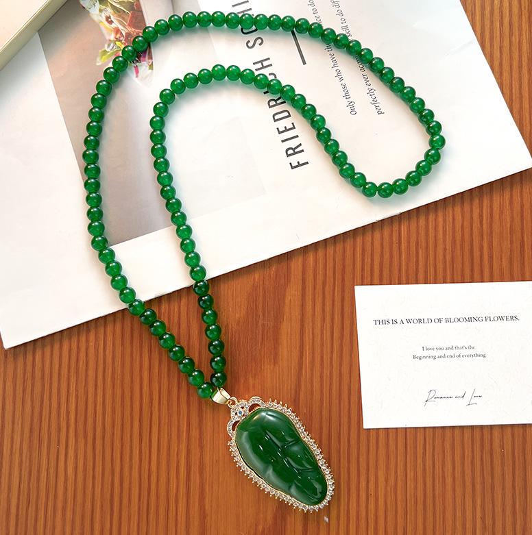 Vielseitige grüne Ruyi-Anhänger-Halskette - Hochwertiger Retro-Stil für Damen