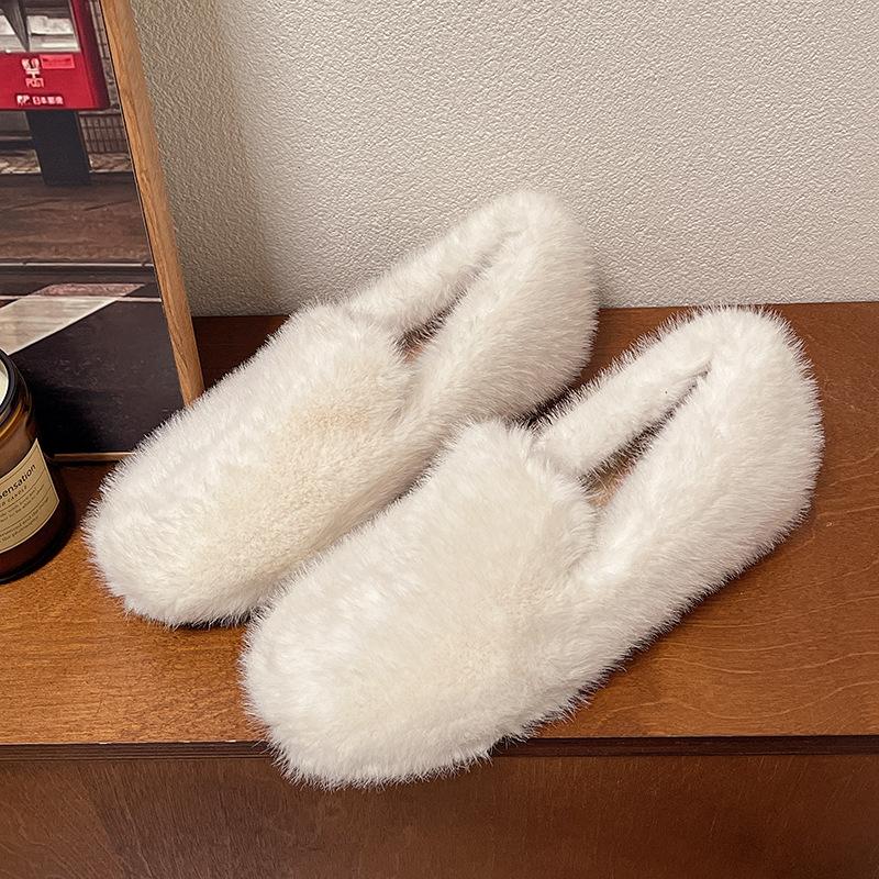 

Тапочки Mao Mao женская верхняя одежда 2025 новые осенне-зимние плюшевые хлопковые туфли корейская версия на плоской подошве нескользящие туфли Mao Mao для беременных 40 бежевый