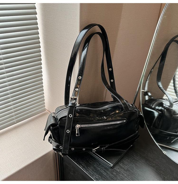 

Нишевая сумка-подушка для ручной клади новая весенне-летняя мода простая наплечная сумка нишевая сумка через плечо для женщин чёрный