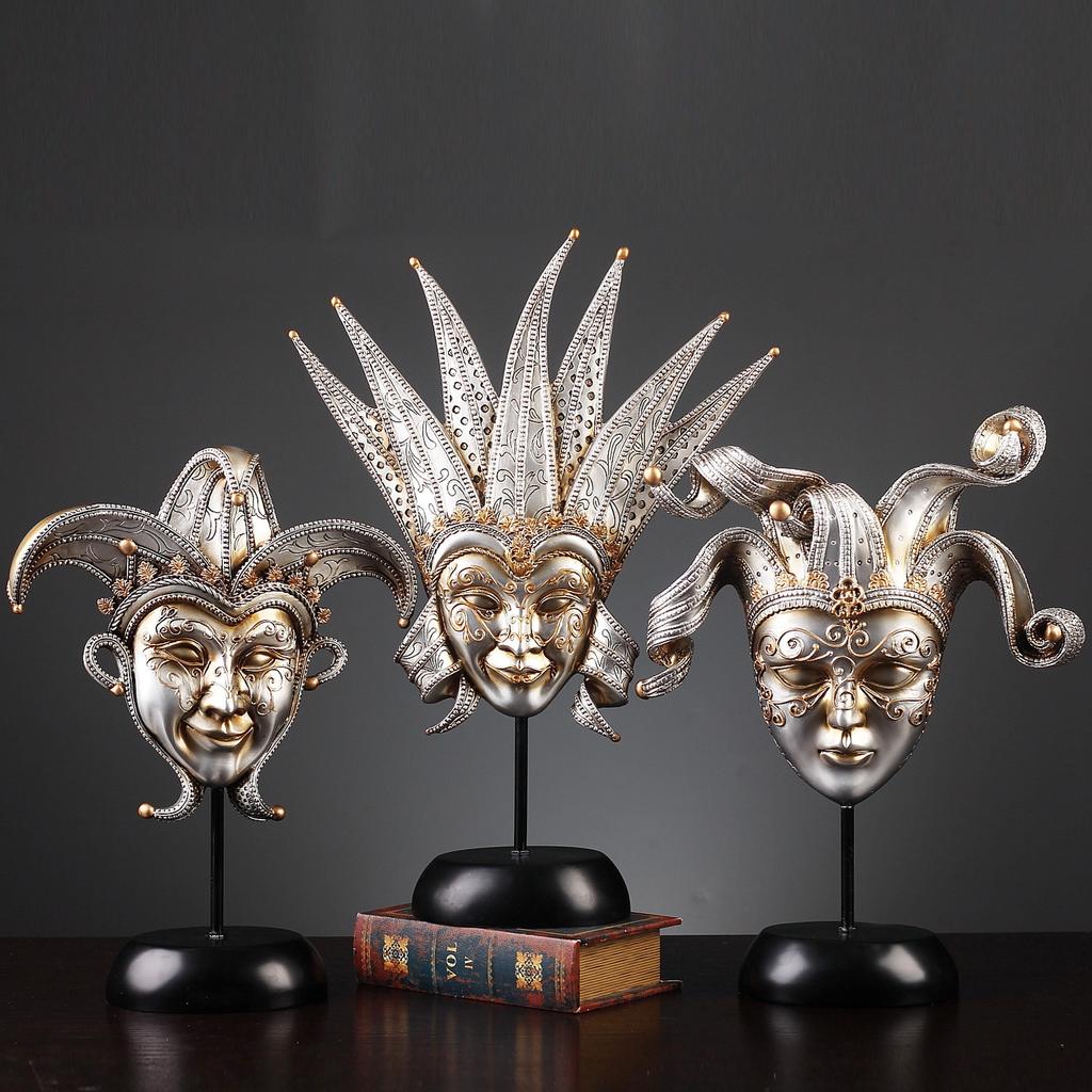 European Creative Vintage Mask Resin Figurines Accessories Art Home Room Desk Decoration Items Office Club Bar Furnishing Decor
