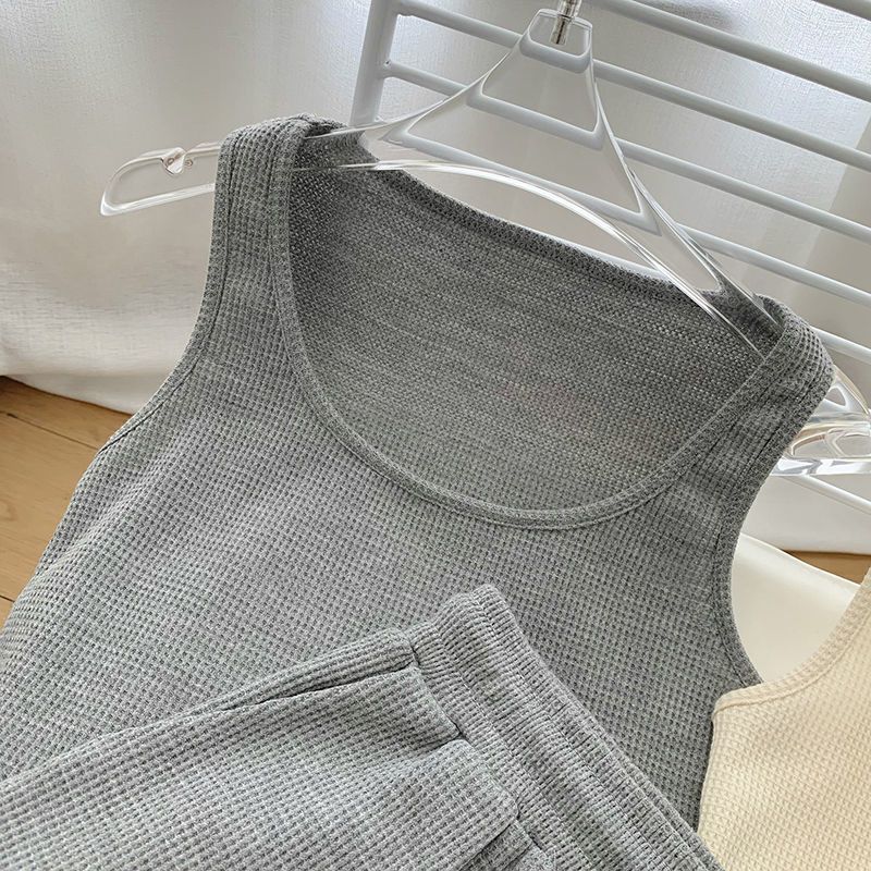 

Женский комплект из 2 предметов: майка и шорты, однотонный облегающий топ с короткими рукавами, шорты, повседневный комплект из 2 предметов L серый