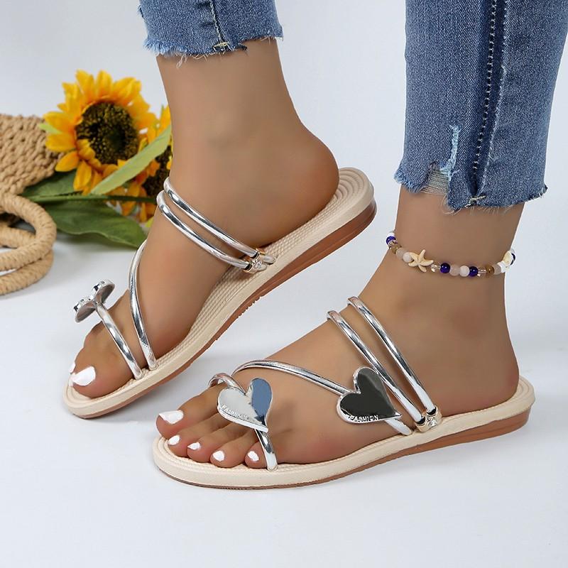 Fashion Women Slippers Open Toe Female Flat Sandals Non Slip Beach Shoes Elegant Heart Decoration Women Shoes Fashion Sandalias De Mujer