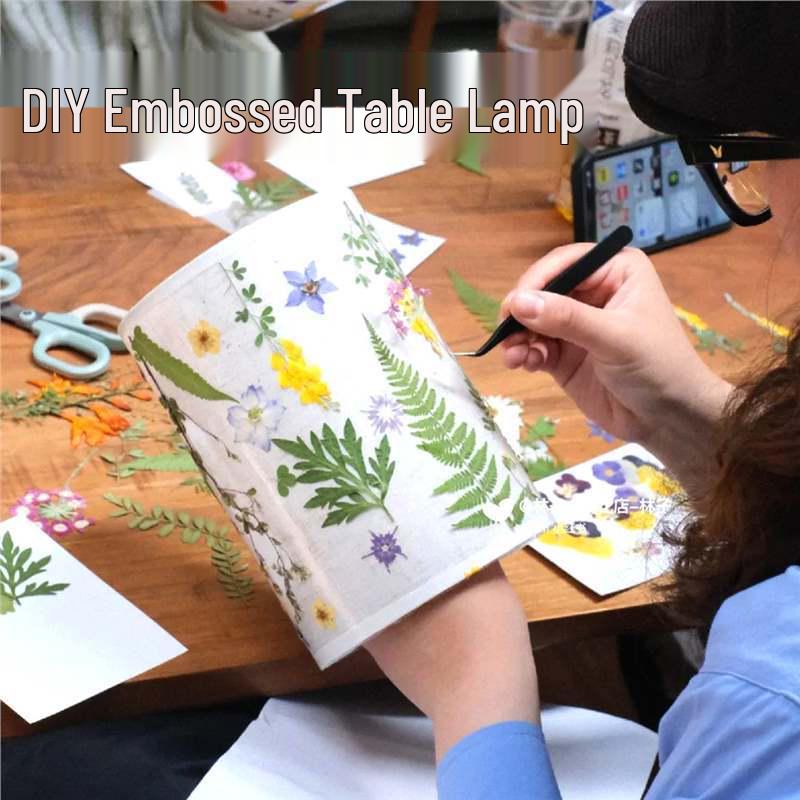 Dried Flower Embossed Table Lamp DIY Kit - Creative Gift for Team Building and National Day Festivities