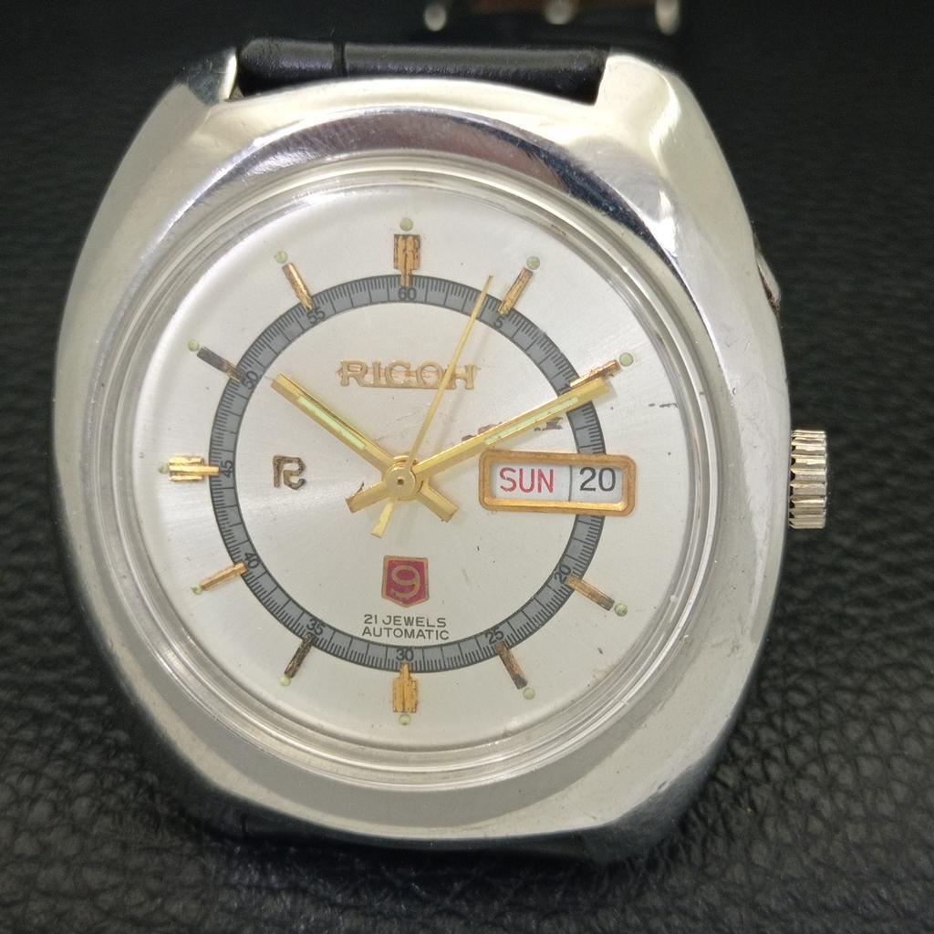 RICOH R31 AUTOMATIC VINTAGE JAPAN MENS SILVER COLOR DIAL WATCH a701940-5 R207-a701940