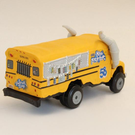 Toy Car Model Rugged Die-Cast Construction Replica Film Vehicle Toy Cow School Bus Ignite Racing Imagination Car World Toy