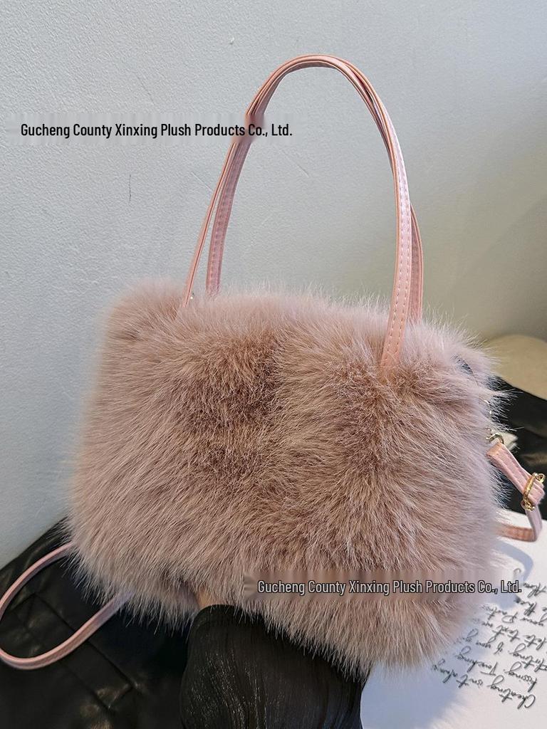 High-Quality Autumn/Winter Plush Tote: Versatile Crossbody with Fluffy Texture