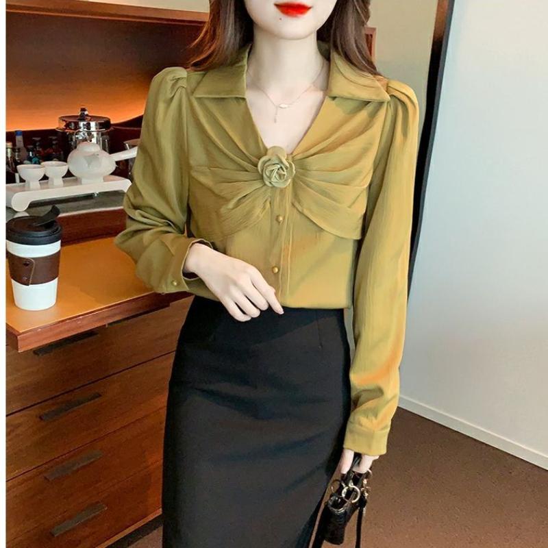 Design Sense Three-dimensional Shirt Flowers Unique Vintage Autumn New Item French Style Long Sleeved Collar Chic Blouses