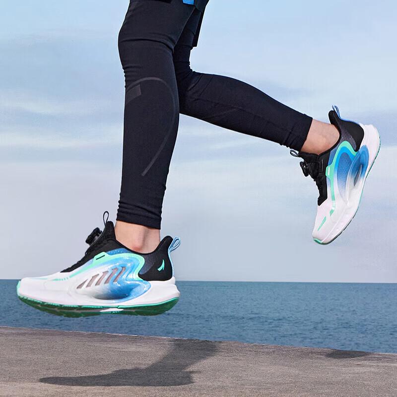 Anta Kids Zhumyue 2.0 Shock Absorbing Wear Resistant Breathable Low Top Running Shoes Kids sneaker White Black 312425518-1