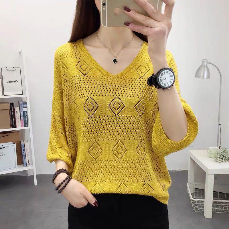 Women's V-neck Hollow Knitted Sweater Loose Bat Sleeve Ladies Top Short Thin Knit Pullovers for Women