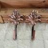 Vintage Bronze Wall Hooks Heavy Duty Sturdy Metal Carved Leaf Design for Home Garden Indoor Outdoor Decor Storage