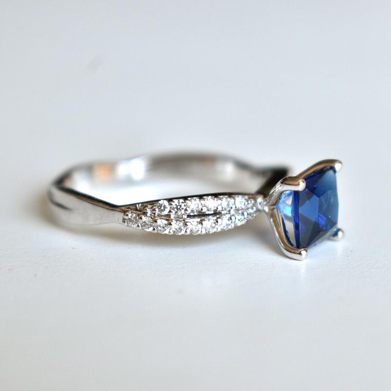 Huitan Princess Blue Cubic Zirconia  Color Rings for Women Luxury Trendy Wedding Band Accessories Temperament Lady Jewelry