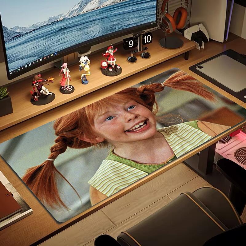 Pippi Longstocking Large Size Mouse Pad Large Gaming Table Cushion Non-slip Laptop Tablet Big Mousepad XXL Mat Mini PC Playmat With Lock Edge