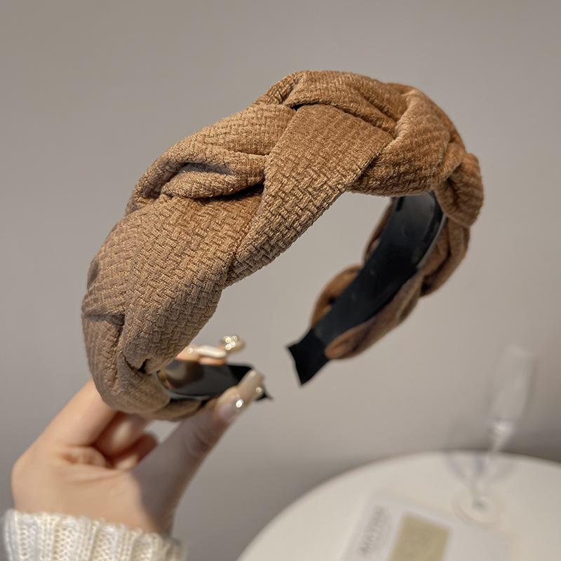 

Бай Лу Высокий Череп Мода Ткань Твист Повязка на Голову: Универсальный женский аксессуар для волос коричневый