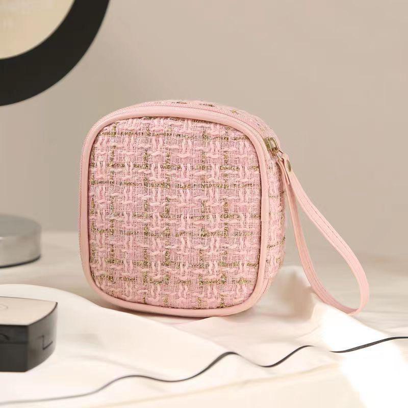 Xiangfeng Compact Cosmetic & Storage Bag: Maternity Towel Holder, Lipstick & Cable Organizer, Mini Bag, Earphone Case