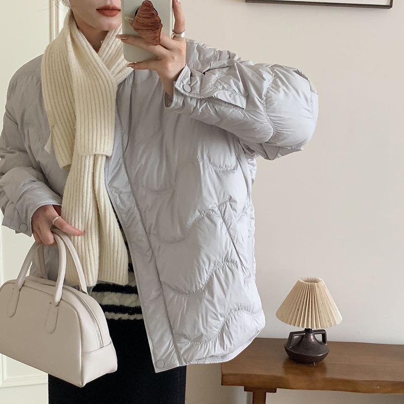 

Высокий пушистый бейсбольный воротник легкий пуховик женский 2025 новая мода повседневный пух белой утки теплый маленький топ S светло-серый