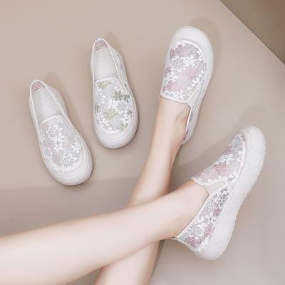 Summer Women Casual Breathable Mesh Shoes Non Slip Versatile Slip On Shoes Fashion Embroidered Platform Shoes for Lady