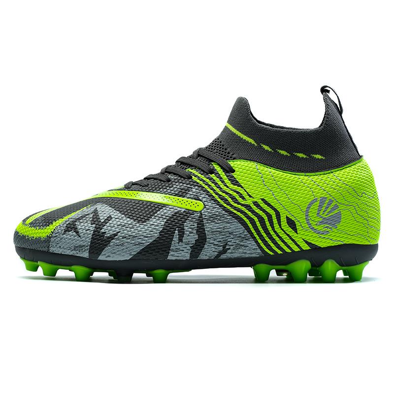 

Seamless Flyknit Long Spikes Soccer Shoes for Artificial Turf and Outdoor Training 36