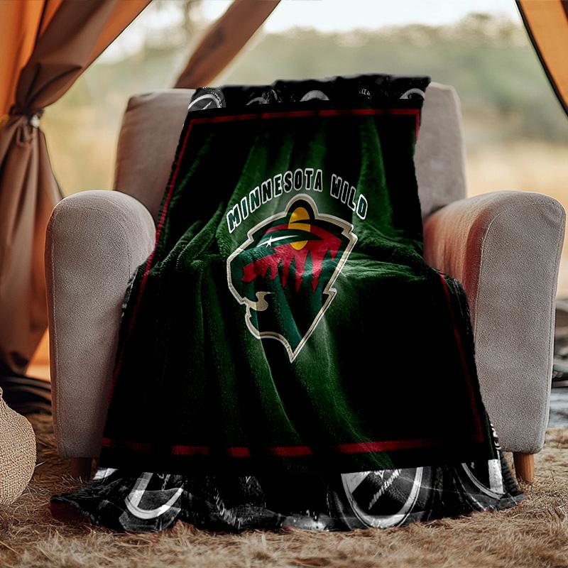 Minnesota wild Blanket Flannel Throw for Sofa, Travel, Camping, Livingroom, Office, Chair and Bed Soft and Warm Holiday Birthday gifts