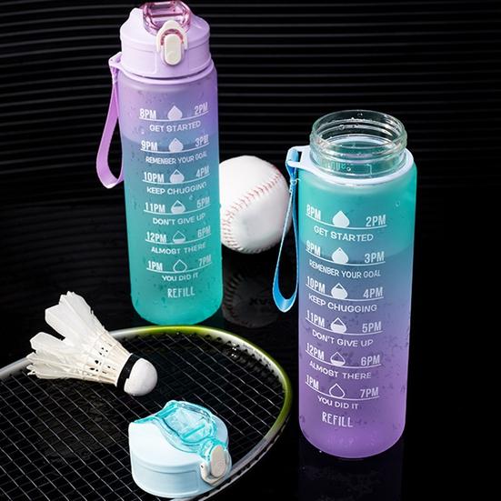 

Бутылка для воды Yousheng, 800-900 мл, со шнурком, градиентной рампой, портативный соломенный дизайн, кувшин для питья для пеших прогулок