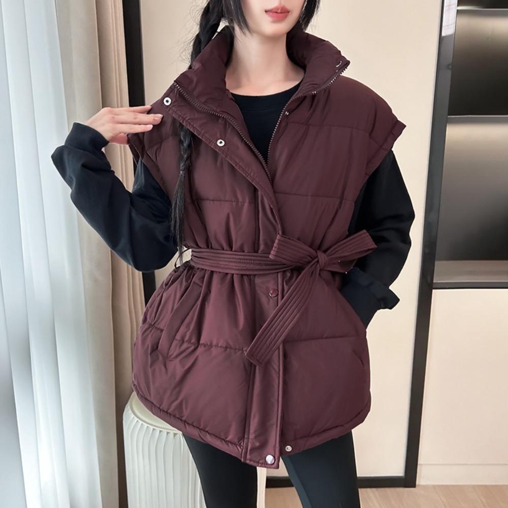 Dámská podzimní a zimní volná vesta s páskem v pase a stojáčkem