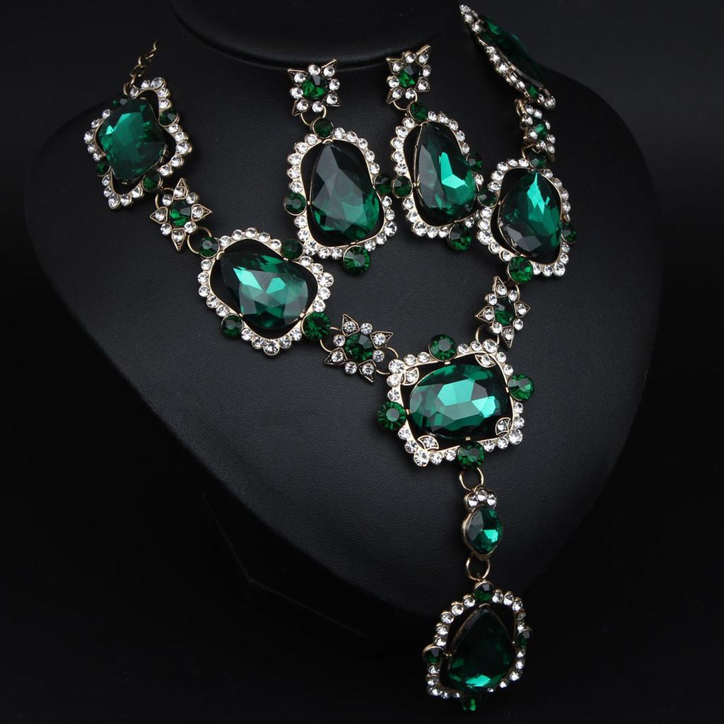 Elegant Crystal Gemstone Necklace And Earrings Set Sparkling Jewelry Set For Formal Occasions Featuring Vintage Designs