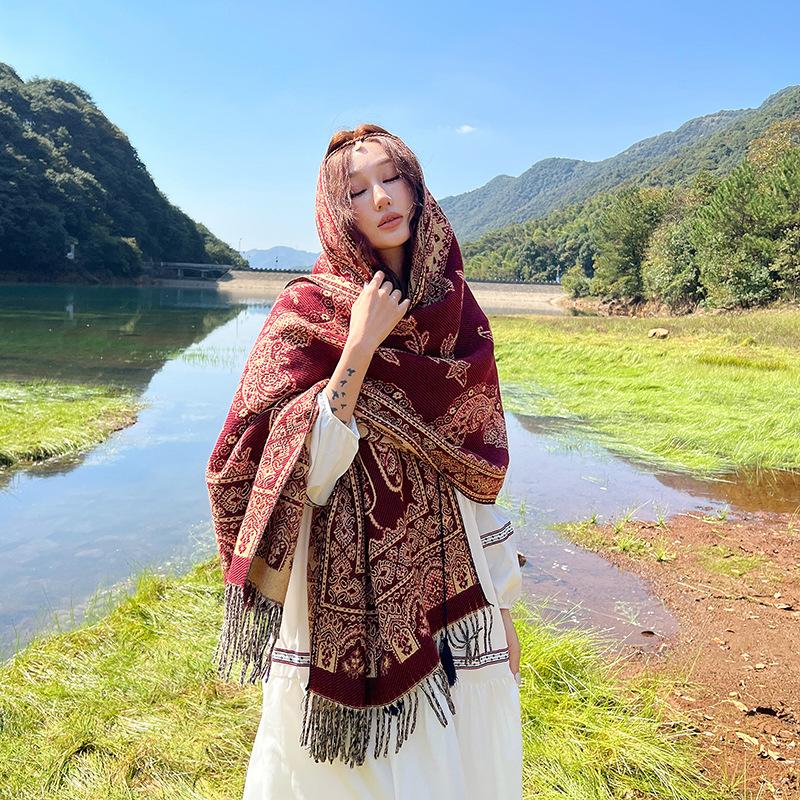 Skin Friendly And Breathable Warm And Versatile Home, Autumn And Winter Women'S Travel Shawl, Thick Cloak, Air Conditioning Blanket