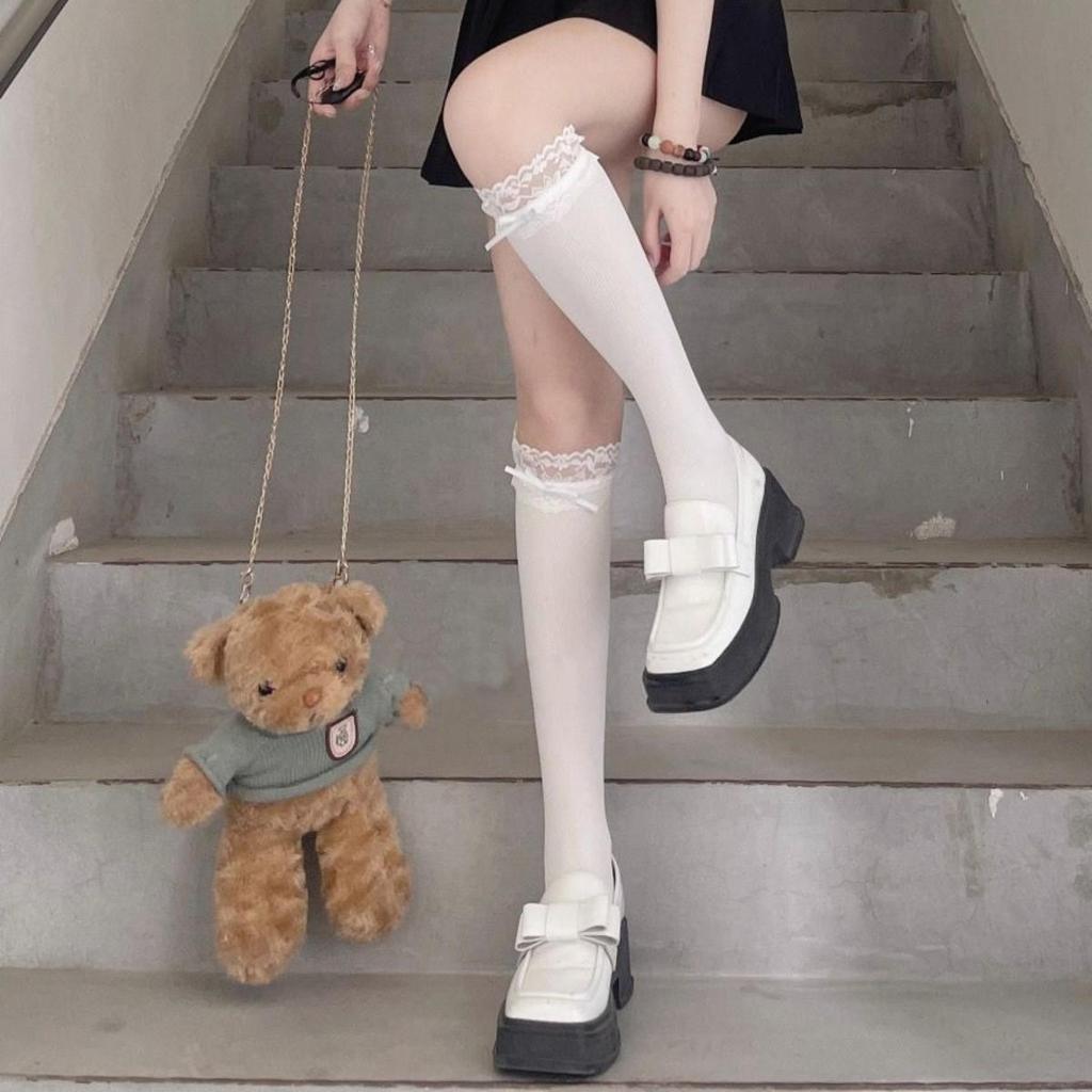 Japońskie Białe Koronkowe Skarpetki Podkolanówki z Kokardą z Aksamitu