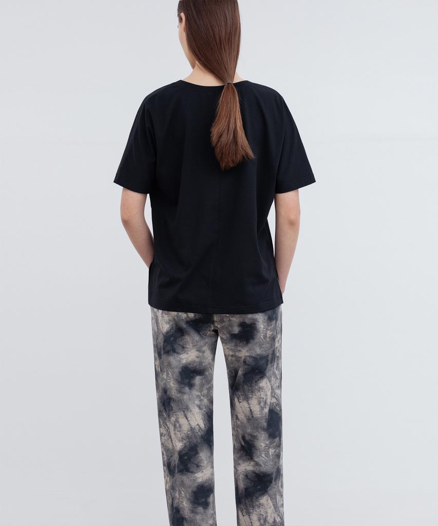 RE RHEE Logo Embroidered Unbalanced Cut T Shirts Bk