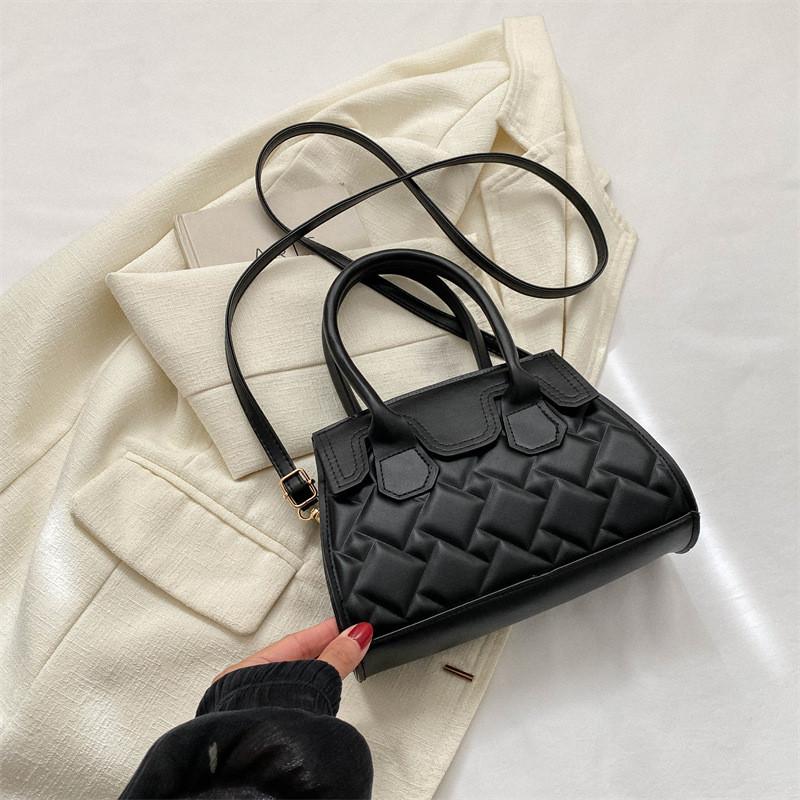 

Stylish Pu Crossbody Bag For Women In Multiple Colors And Versatile Design Ideal For Casual Fashion