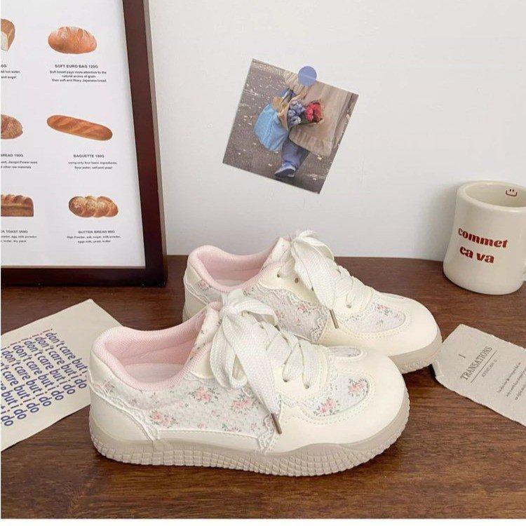 Little White Shoes Women's 2025 Autumn New Women's Shoes Mesh Breathable with Skirts Versatile Niche Casual Moral Training Board Shoes