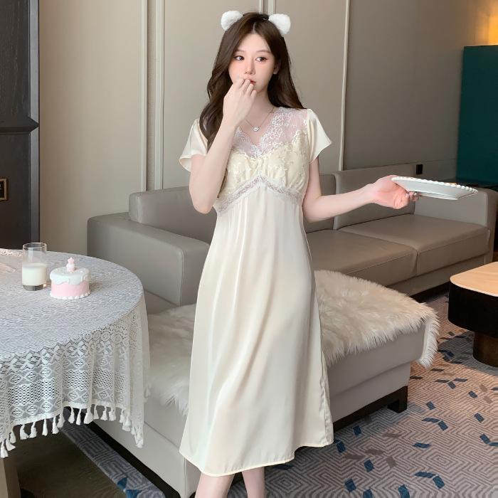 Spring and summer new French ice and snow silk nightgown lace splicing court style with chest pad embroidery sexy pajamas loungewear