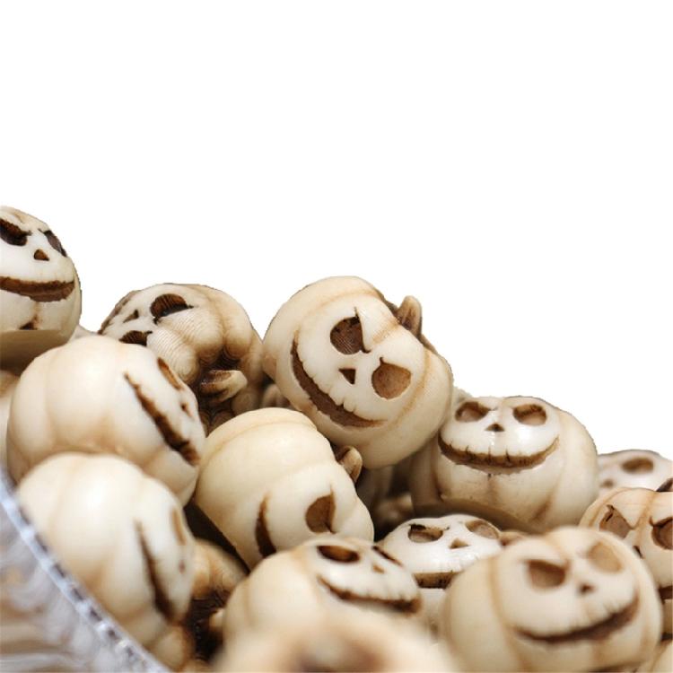 Halloween Resins Sculpture Collection 20Pcs Ghostly Face Miniature Pumpkin Decors Ornaments For Creative Garden Display