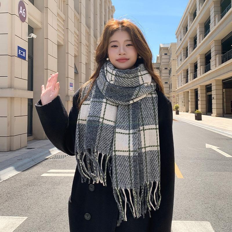 2025 Korean imitation cashmere scarf women's autumn and winter high-end warm shawl cute versatile plaid scarf