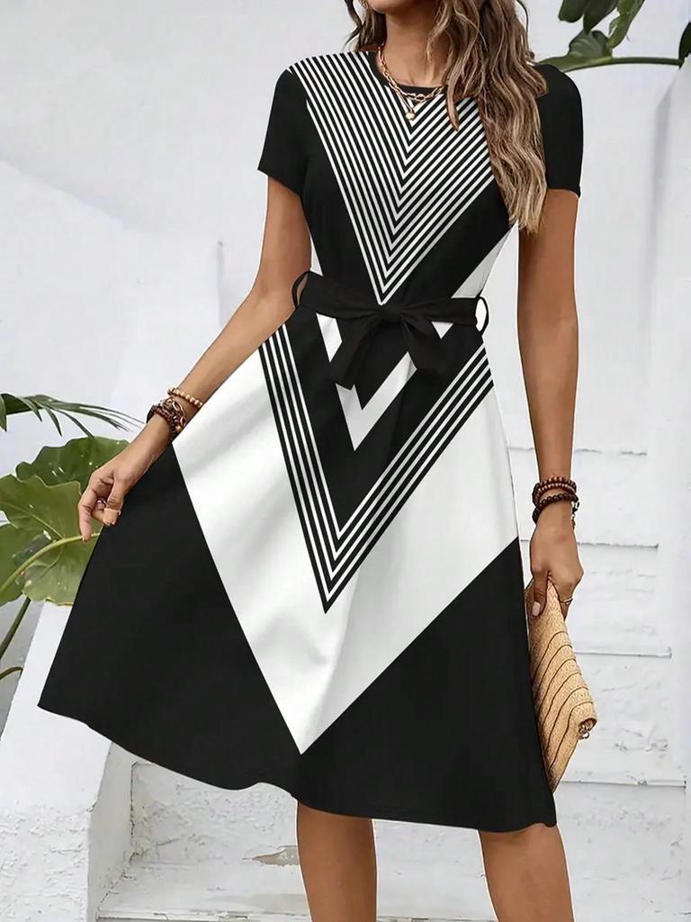 2026 Women's Casual Printed Belted Dress, European & American Summer Bestseller