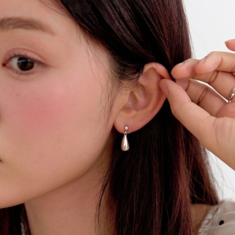 

moi moi Water ball stud earrings silver