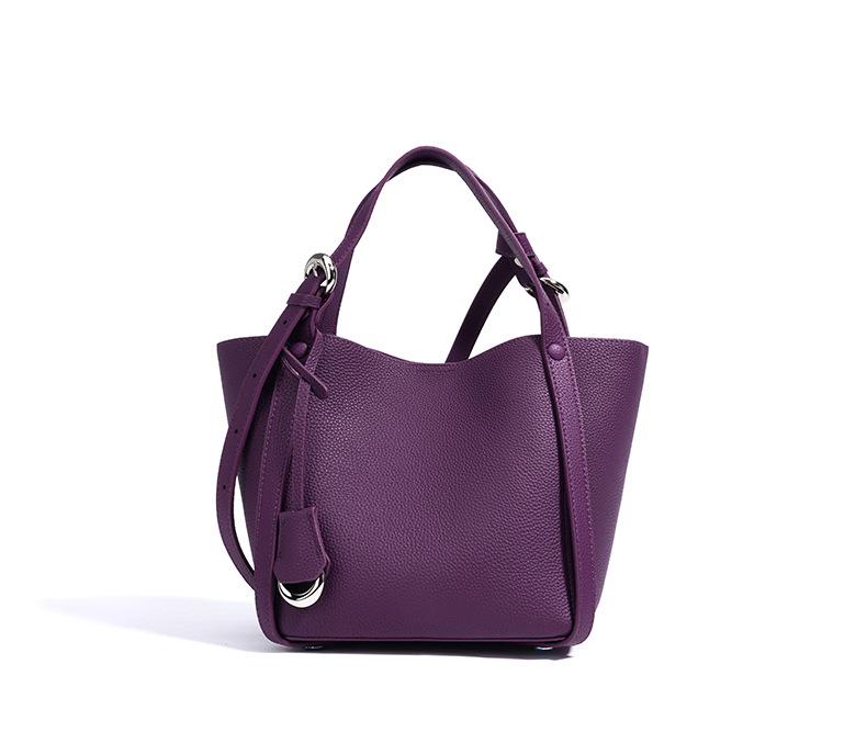 

2025 новая нишевая дизайнерская кожаная сумка первого слоя большой вместимости модная сумка-тоут для поездок на работу сумка-овощная корзина женская сумка