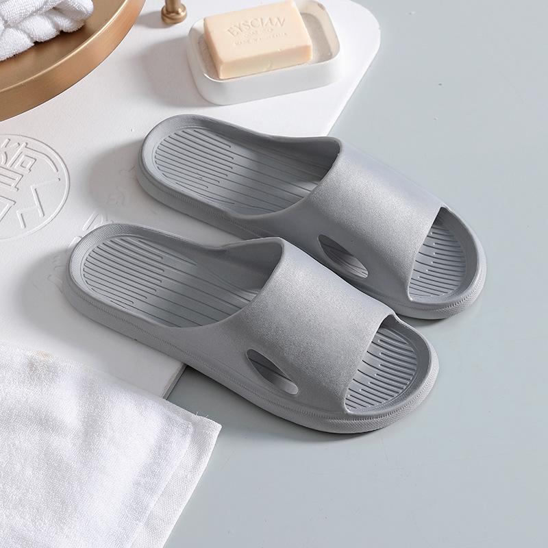 Pánské EVA protiskluzové koupelnové pantofle: Pohodlí, bez zápachu a ideální pro letní vnitřní použití
