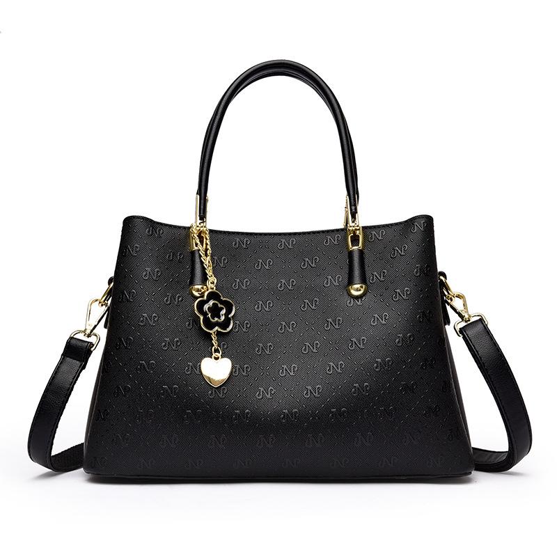 

Эта одноплечевая сумка кроссбоди большой вместимости — универсальная, элегантная и модная дамская сумочка. чёрный