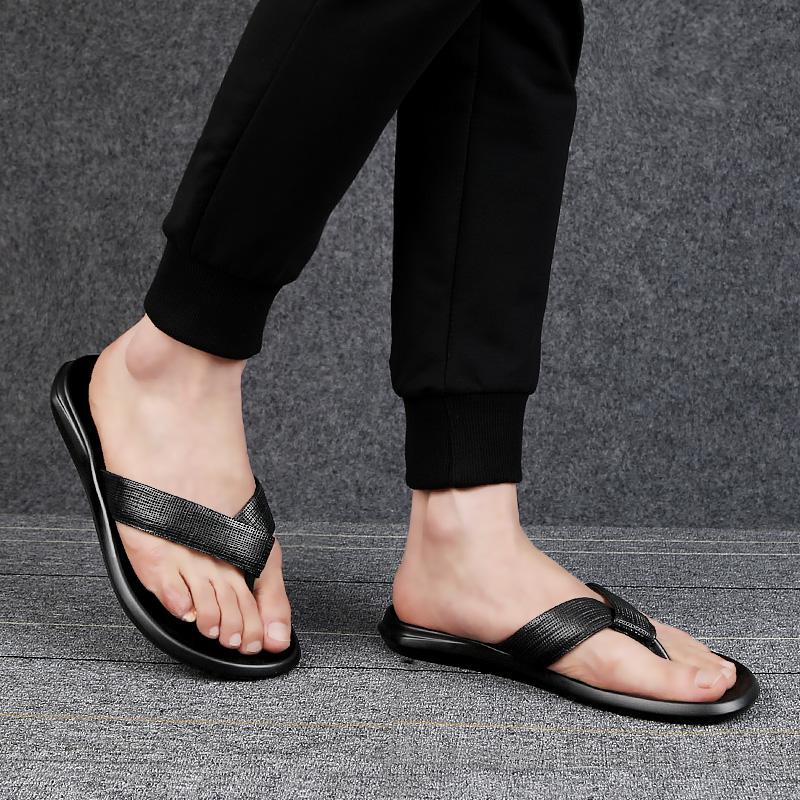 Fashion Genuine Leather Mens Flip Flops New Summer Slippers Men Non-Slip Flats Outside Breathable Half Drag Cool Slippers Man Sandals